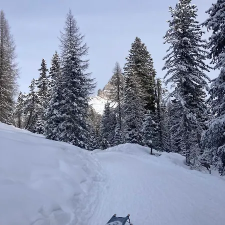 Cedae Meia Apartment Dosoledo