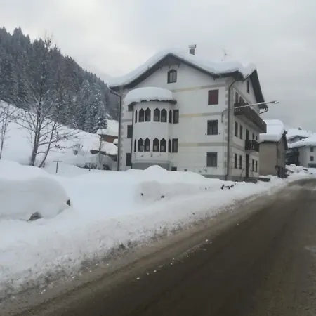 Lägenhet Cedae Meia *